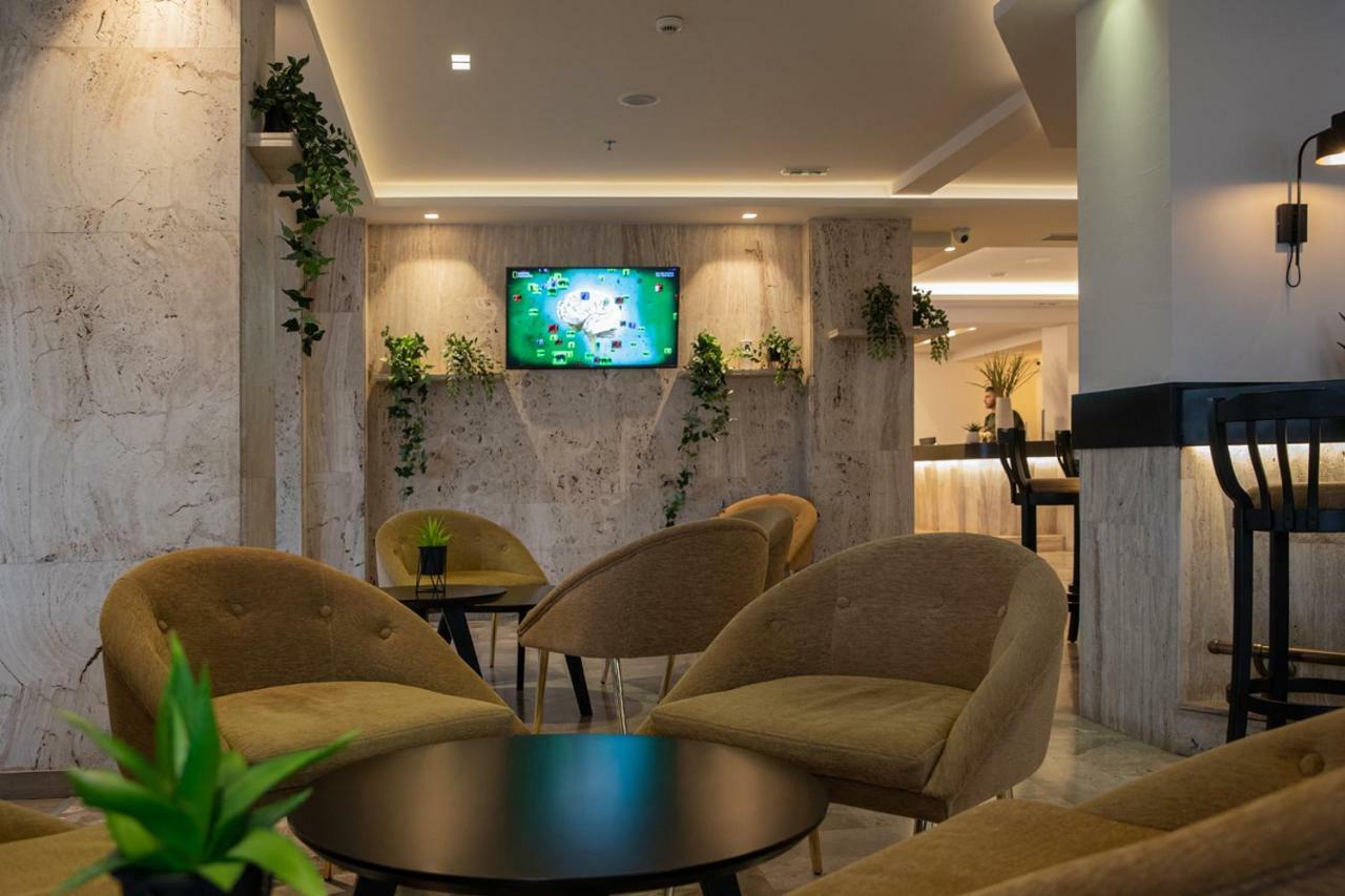 Hotel Agrelli & 3*